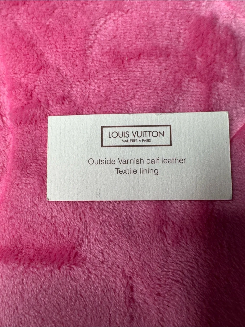 Louis Vuitton Vernis Alma Yellow Patent Leather w/ Lock & Keys – Excellent